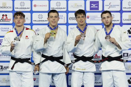 Михајло Симин јуниорски шампион Европе