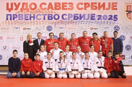 Звездине даме вицешампионски