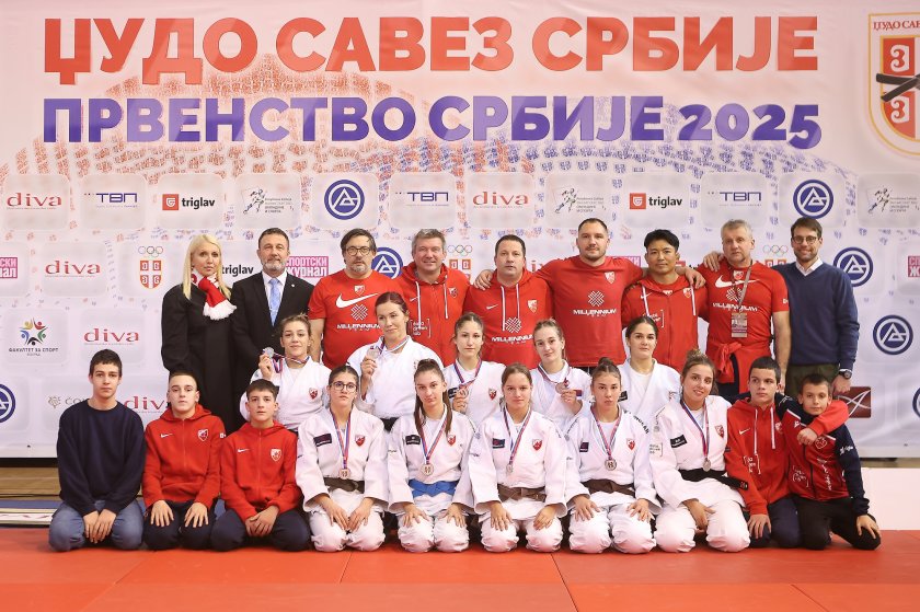 Звездине даме вицешампионски