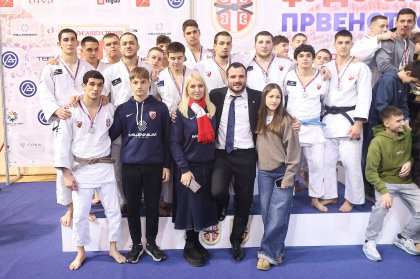 Црвена звезда 2 вицешампион Прве лиге Србије