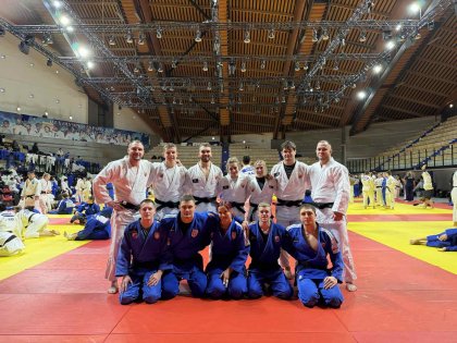 Звездини првотимци брусе форму у Паризу