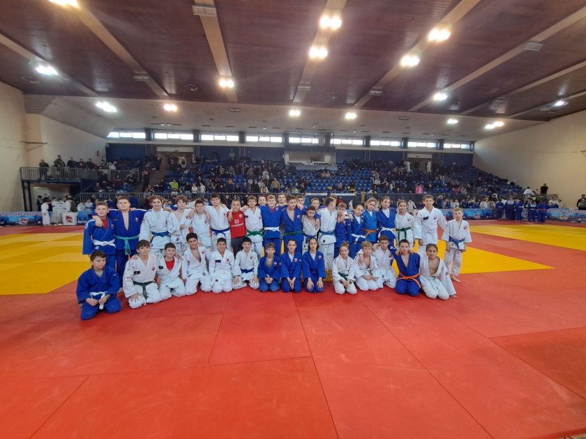 Звездини џудисти шампионски на Првенству Београда за млађе дечаке и девојчице Звездини џудисти шампионски на Првенству Београда за млађе дечаке и девојчице